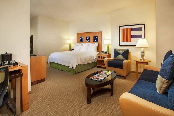Room 3 of 16